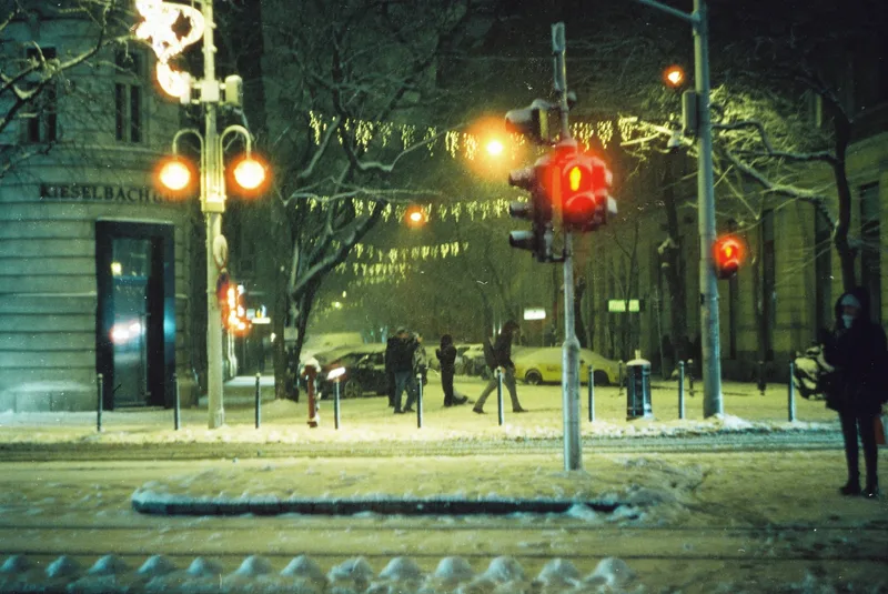 Winter Moment shot on Cinestill 800T with a Zenit ET, developed at F8 Camera Shop, by Dávid