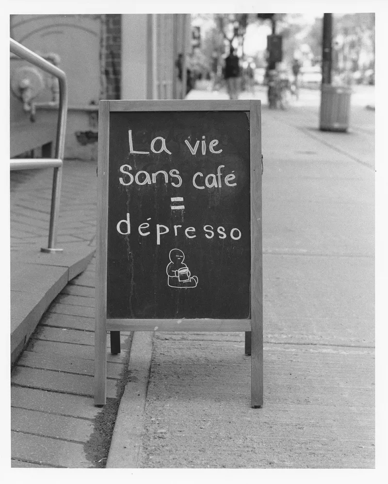 La vie sans café -Life without coffee shot on Ilford FP4 125 with a Nikon FE, developed at Home / Self-Developed, by Luc Béliveau