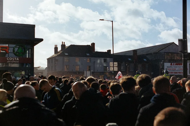 Football Match shot on Fujifilm Reala 500D with a Nikon F90X, developed at Come Through Lab, by ant