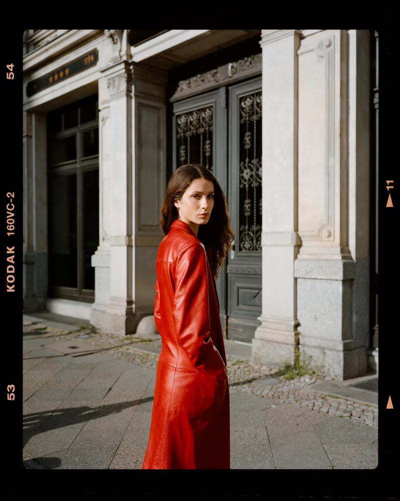 Tecla shot on Kodak Portra 160 VC with a Plaubel Makina 67, developed at viertel vor 8, by kayserlich