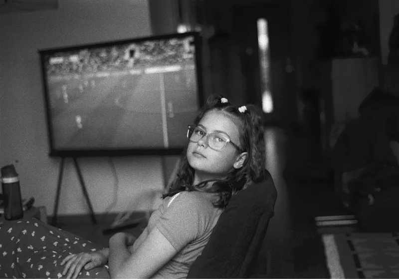 Attention 1 shot on Ilford HP5 Plus 400 with a Nikon FG-20, by Jerker Knape Sini