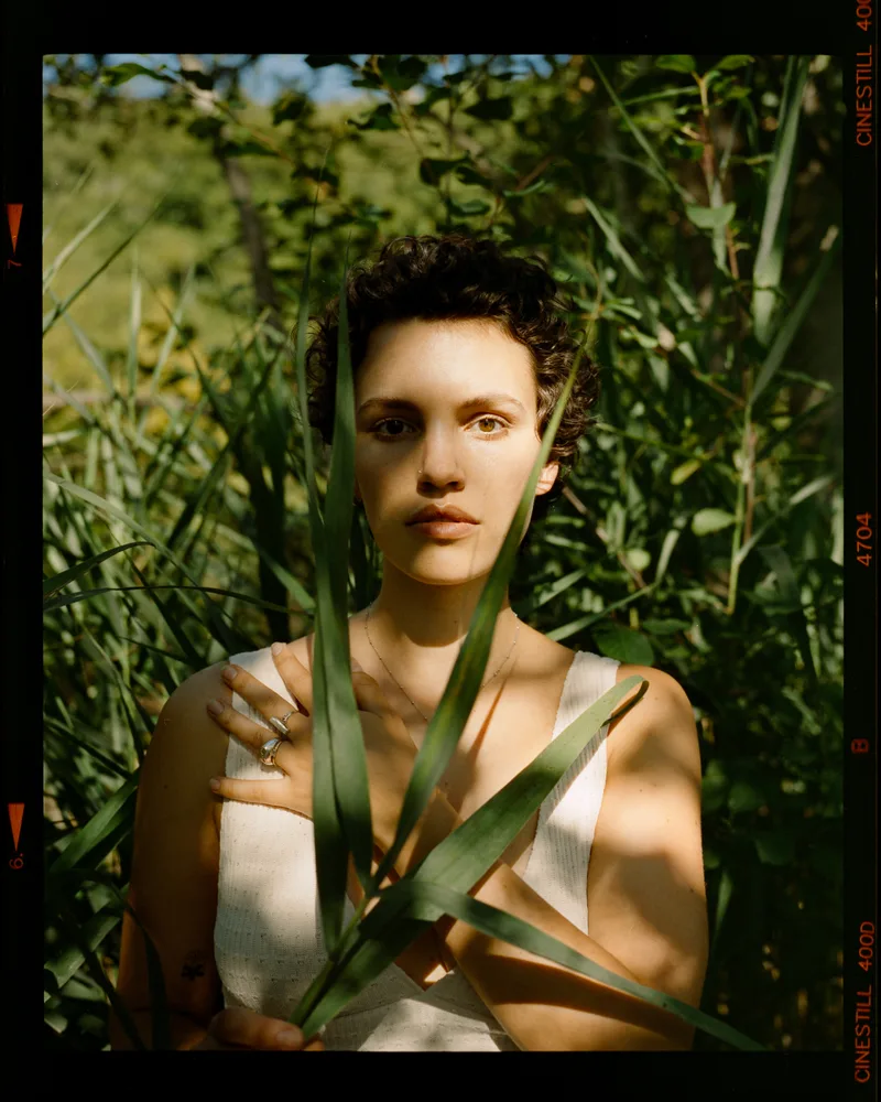 Lina Florine shot on Cinestill 50D with a Mamiya 7II, developed at viertel vor 8, by kayserlich