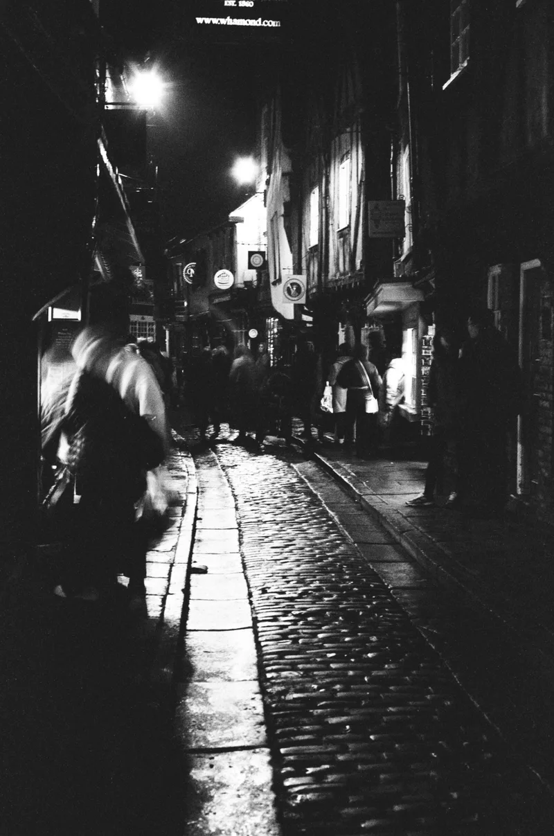 Nightime Bustle shot on Lucky SHD 400, by ant